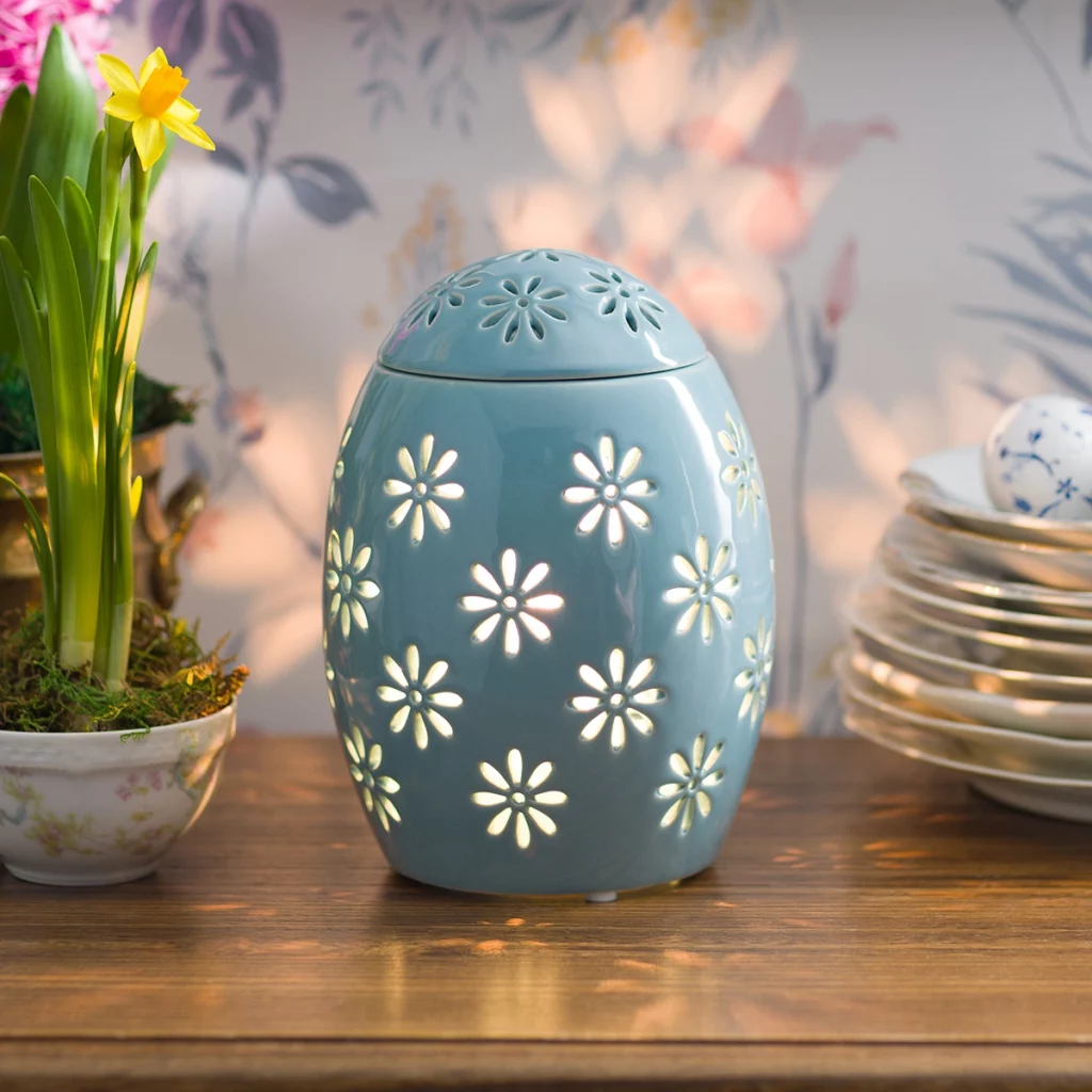 Scentsy Warmer Easter Garden